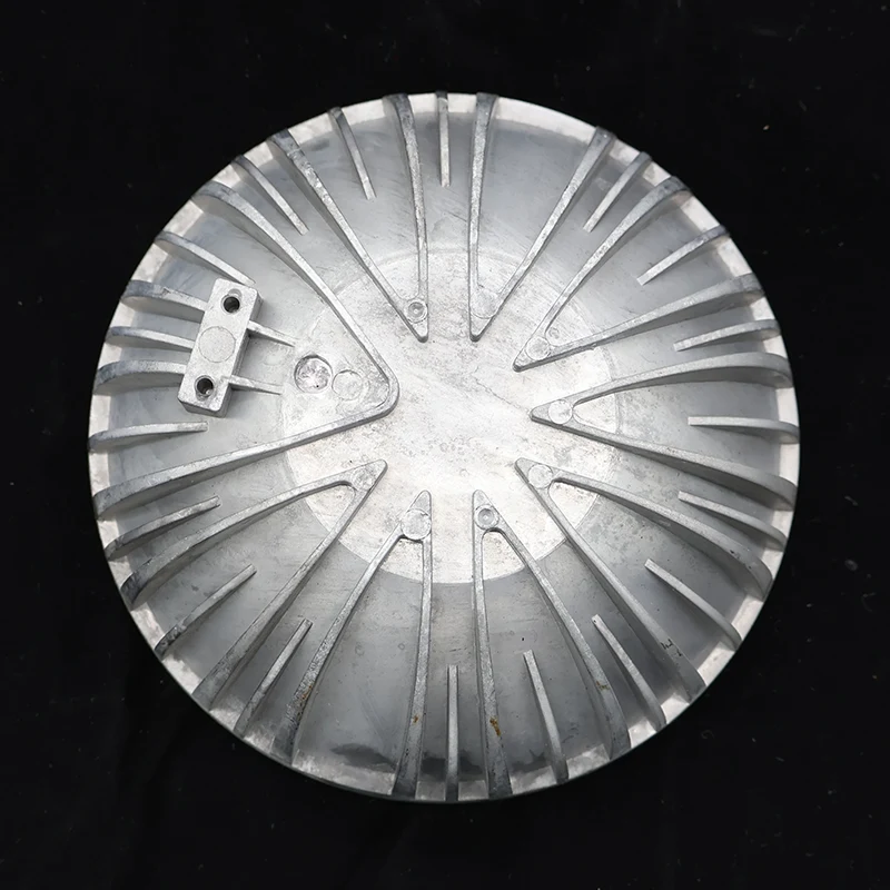 Die gjutningar av aluminiumlegeringsgatlampa Radiatorkomponenter